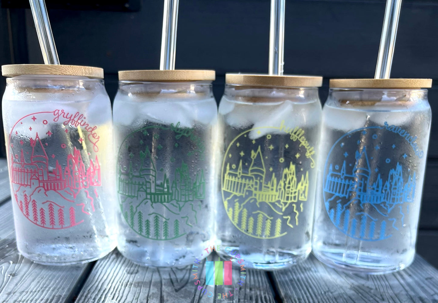 SET OF 4 ONLY Wizard world color changing cold activated cups